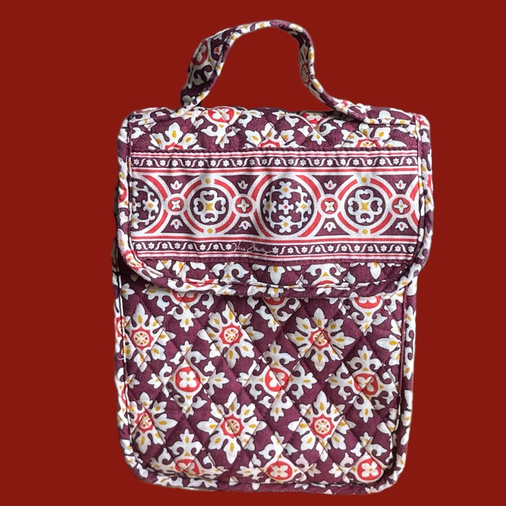 👜Vera Bradley Medallion lunch 👜 , retired